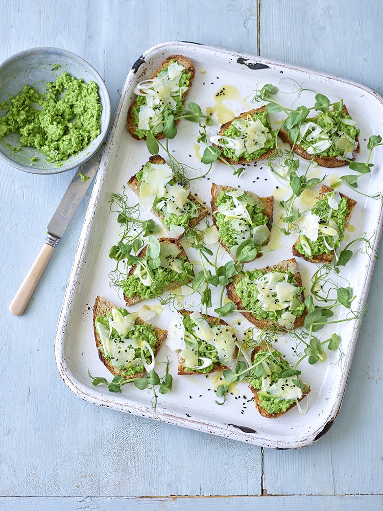 pea, mint & pecorino bruschetta