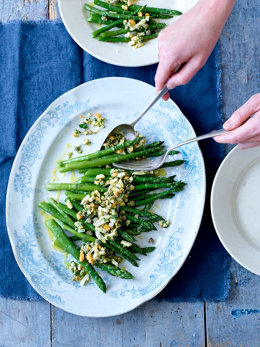 asparagus with chopped egg & anchovy